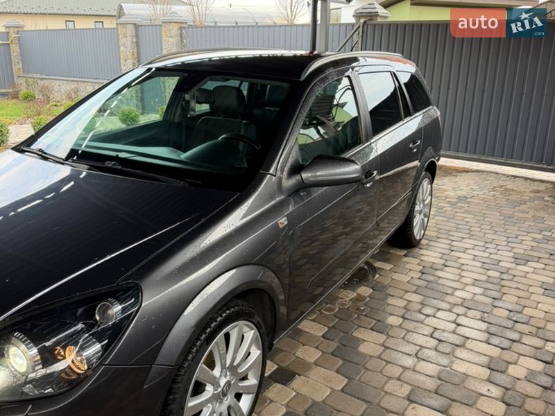 Універсал Opel Astra 2009 в Вінниці