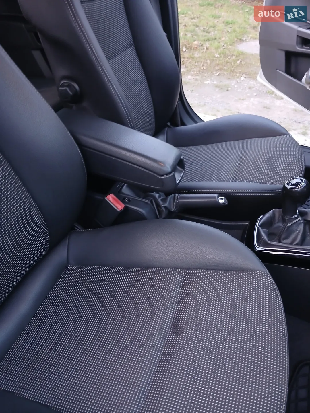 2010 Opel Astra - мініатюра 18