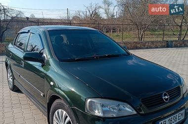 Седан Opel Astra 2002 в Могилев-Подольске