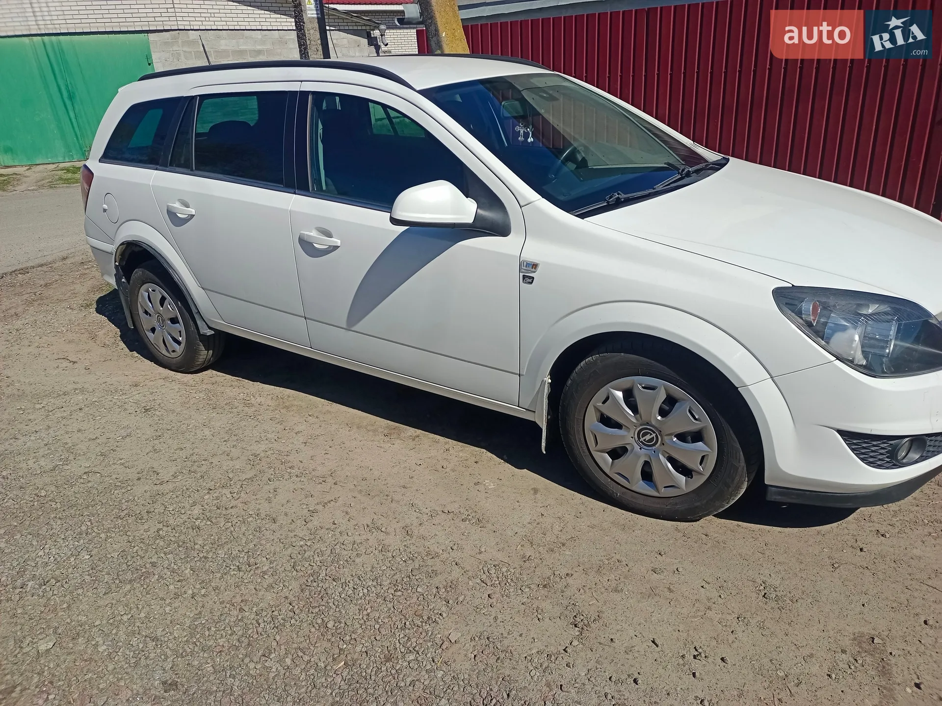2010 Opel Astra - мініатюра 11