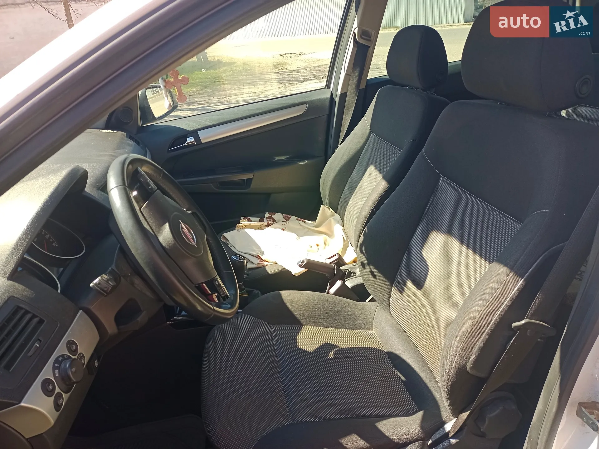 2010 Opel Astra - мініатюра 15