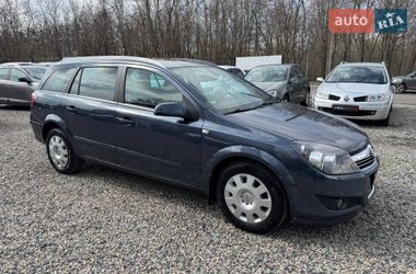Универсал Opel Astra 2009 в Полтаве