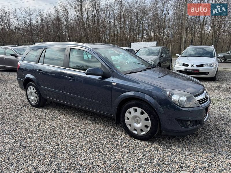 Opel Astra 2009