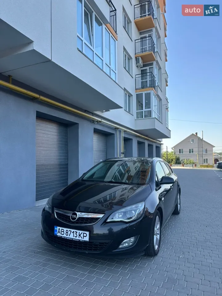 2011 Opel Astra - мініатюра 13