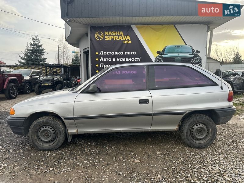 Хетчбек Opel Astra 1994 в Івано-Франківську