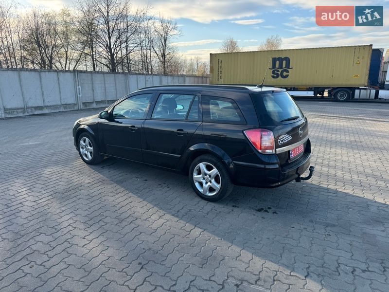Універсал Opel Astra 2008 в Сарнах