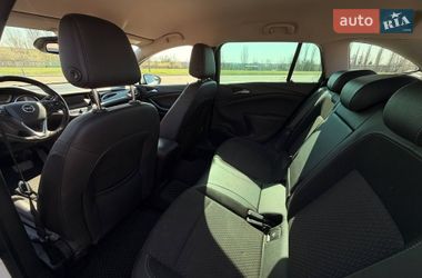 Универсал Opel Astra 2017 в Кривом Роге