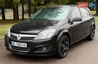 Хэтчбек Opel Astra 2008 в Ровно