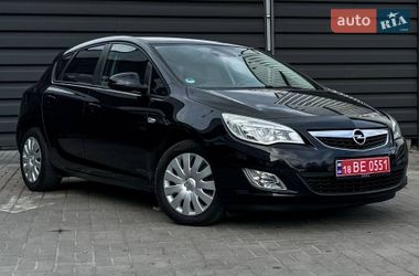 Хэтчбек Opel Astra 2011 в Черкассах