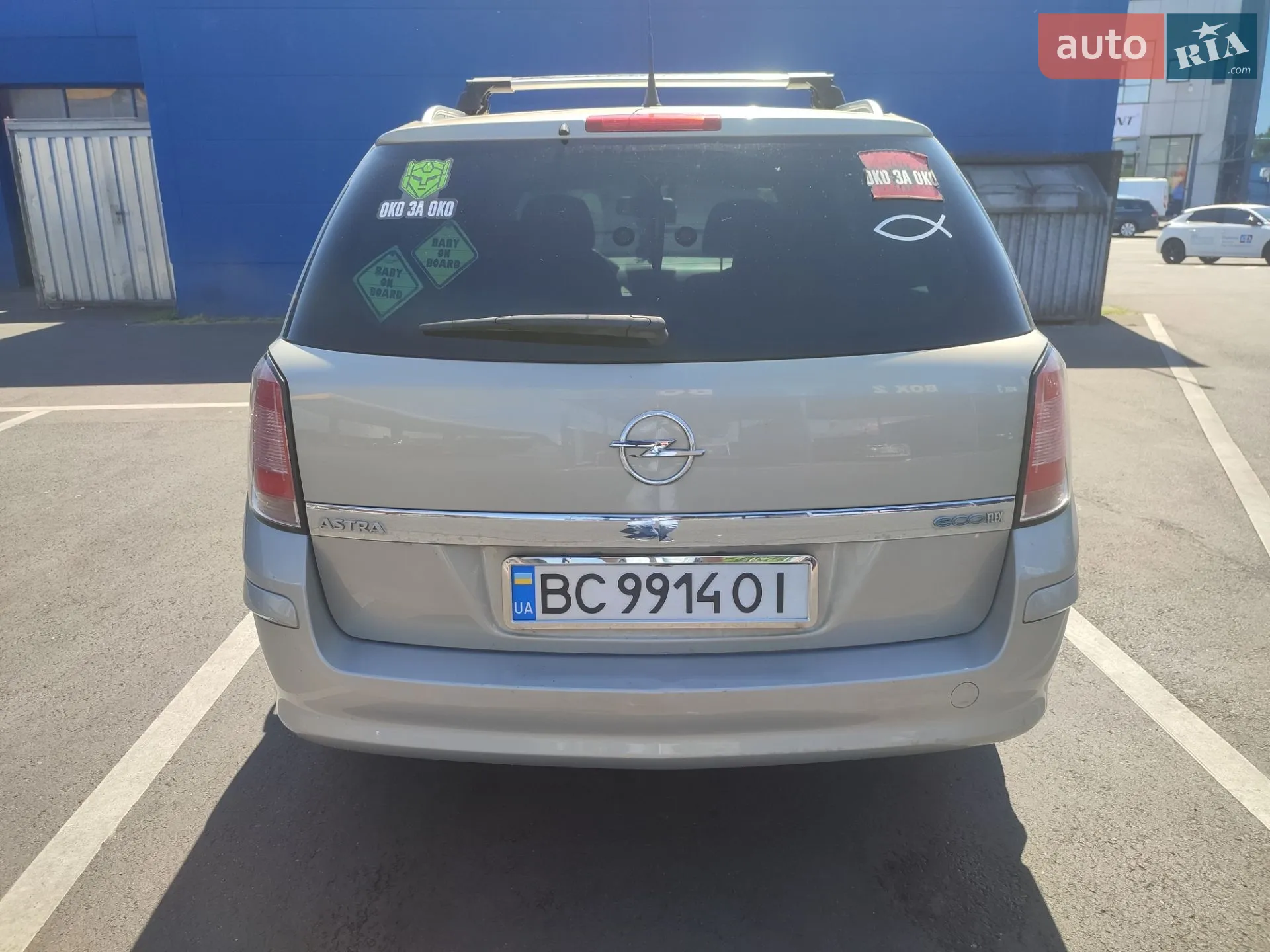 2010 Opel Astra - мініатюра 2