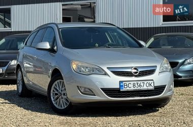 Универсал Opel Astra 2011 в Стрые