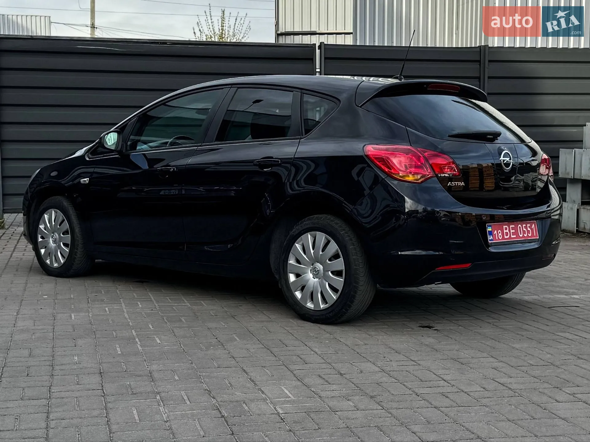 2011 Opel Astra - мініатюра 28
