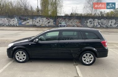 Універсал Opel Astra 2008 в Луцьку