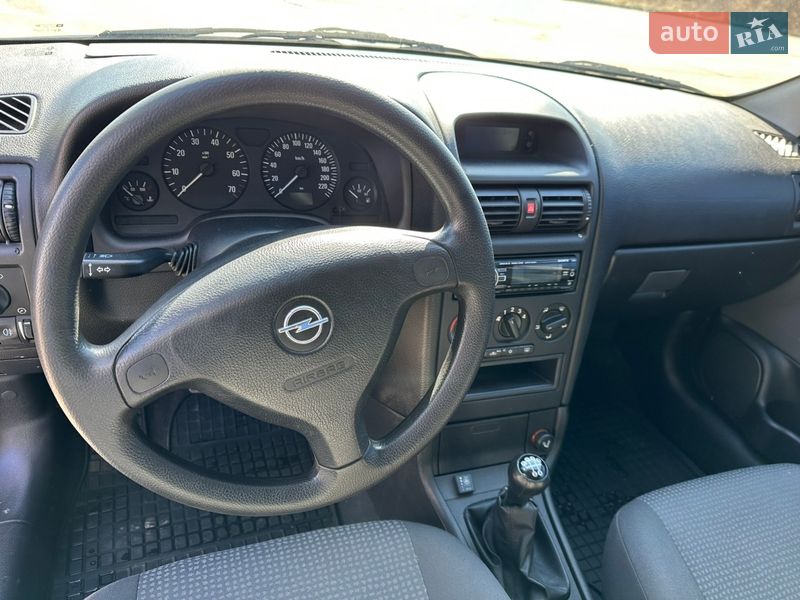 Седан Opel Astra 2008 в Рівному фото 22 Седан Opel Astra 2008 в Рівному