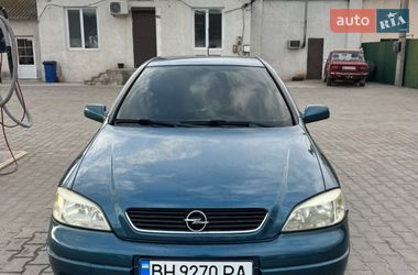 Хэтчбек Opel Astra 2001 в Арцизе