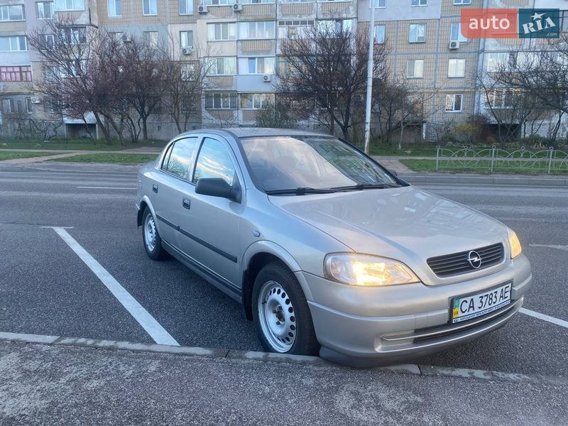 Седан Opel Astra 2008 в Черкассах фото Седан Opel Astra 2008 в Черкассах