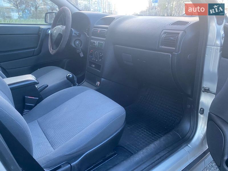 Седан Opel Astra 2008 в Черкассах фото 4 Седан Opel Astra 2008 в Черкассах