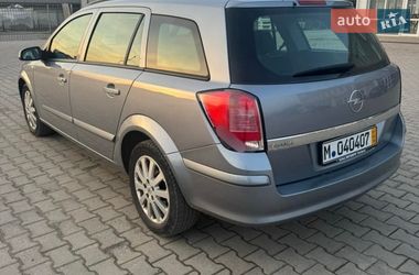 Універсал Opel Astra 2007 в Хусті