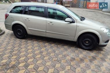 Універсал Opel Astra 2007 в Лисянці