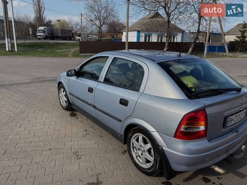 Opel Astra 2002