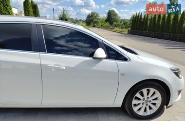 Універсал Opel Astra 2014 в Сумах