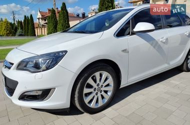 Універсал Opel Astra 2014 в Сумах