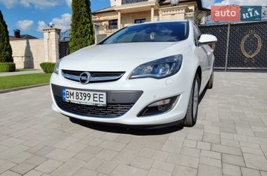 Універсал Opel Astra 2014 в Сумах