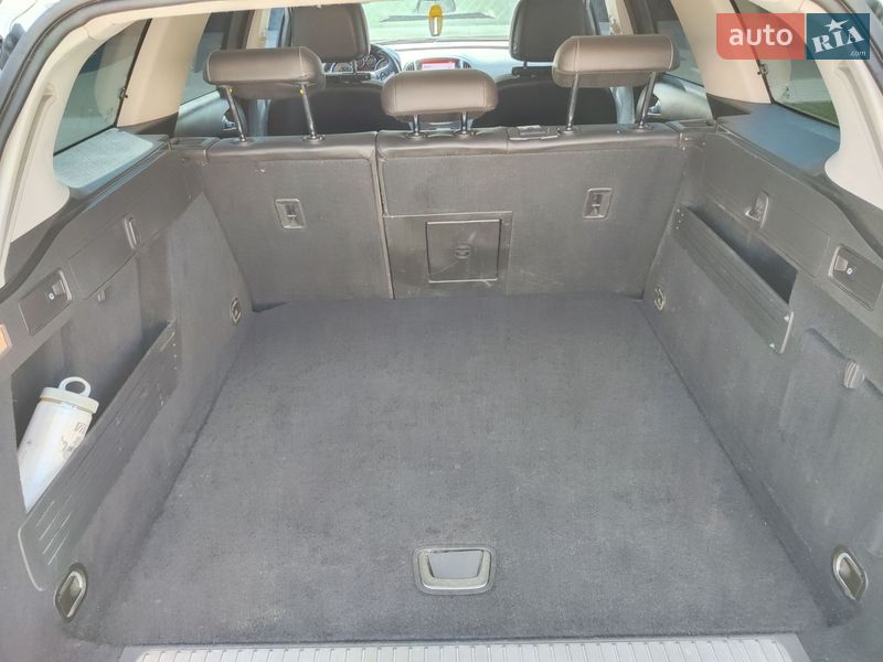 Універсал Opel Astra 2014 в Сумах