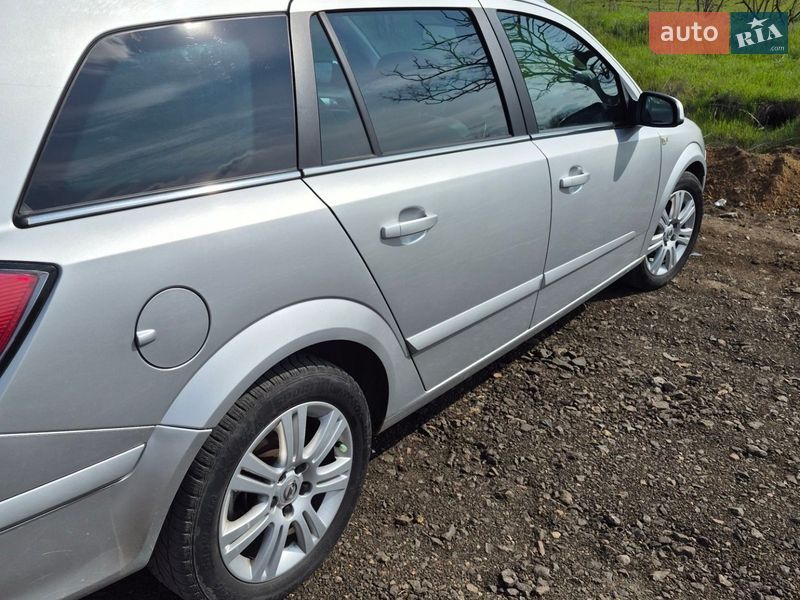 Універсал Opel Astra 2009 в Миколаєві фото 3 Універсал Opel Astra 2009 в Миколаєві