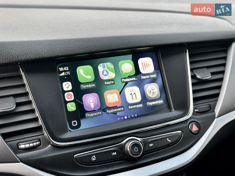 Хэтчбек Opel Astra 2018 в Киеве