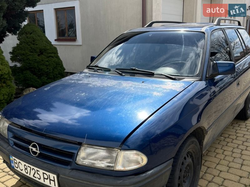 Универсал Opel Astra 1994 в Долине