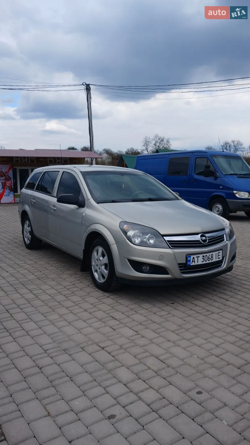 2011 Opel Astra - мініатюра 2