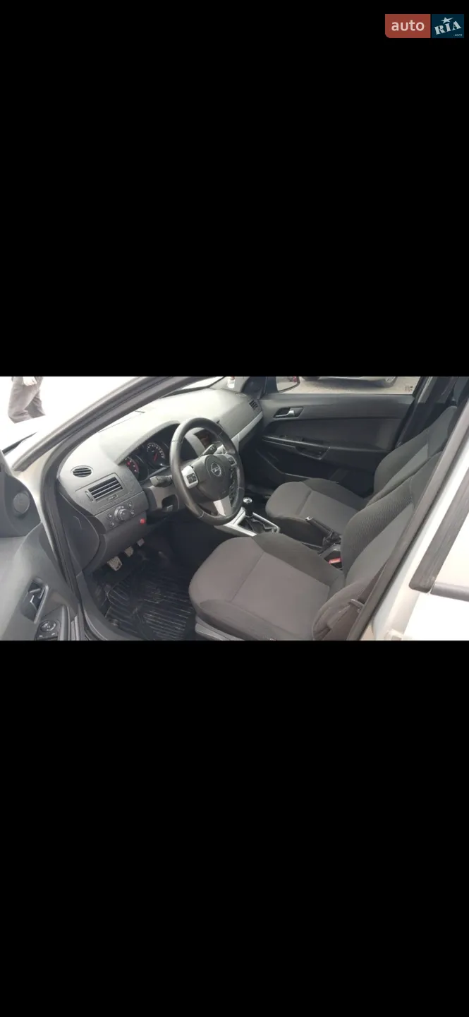 2011 Opel Astra - мініатюра 8