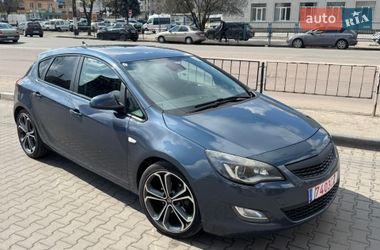 Хэтчбек Opel Astra 2009 в Житомире