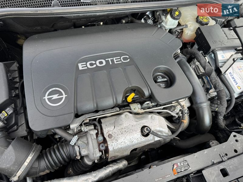 Универсал Opel Astra 2015 в Умани