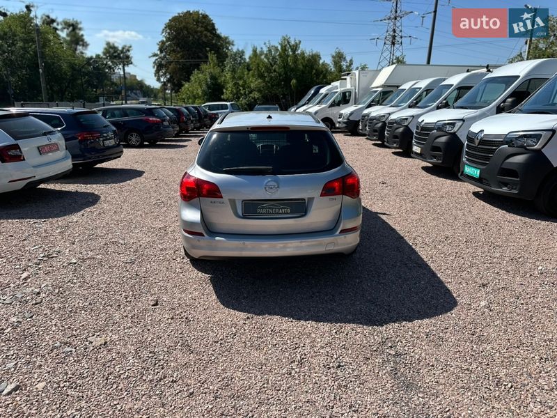 Универсал Opel Astra 2011 в Ровно фото 8 Универсал Opel Astra 2011 в Ровно