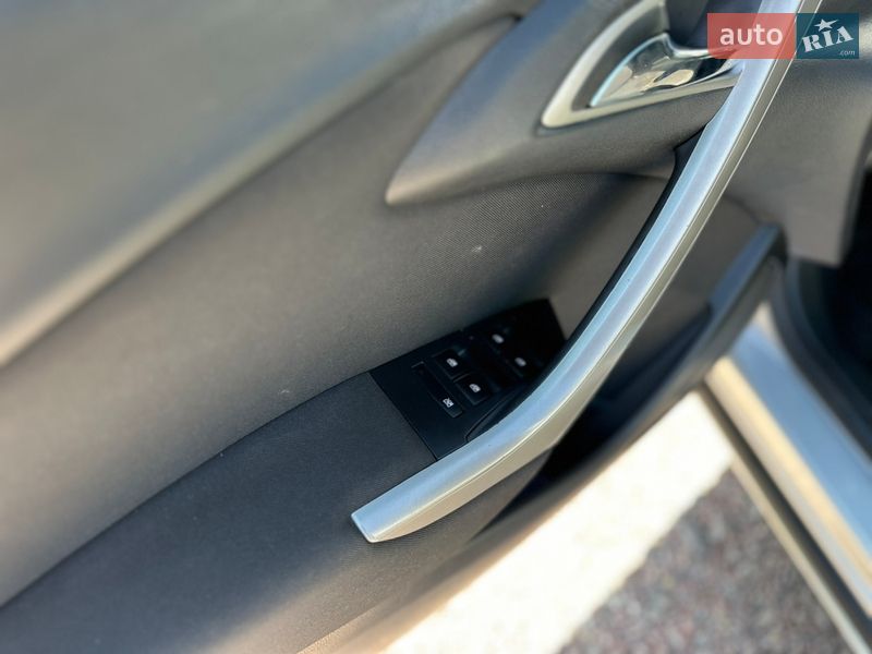 Универсал Opel Astra 2011 в Ровно фото 12 Универсал Opel Astra 2011 в Ровно
