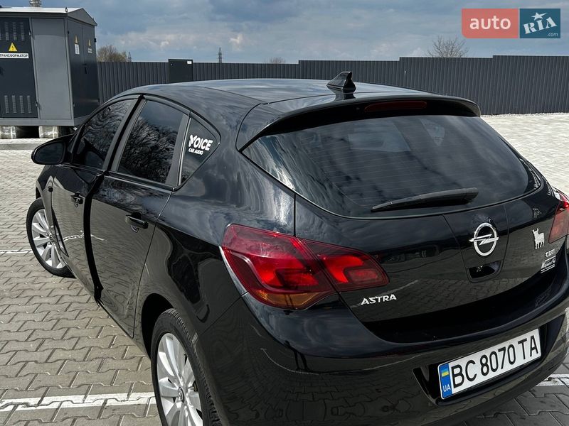 Хетчбек Opel Astra 2010 в Львові