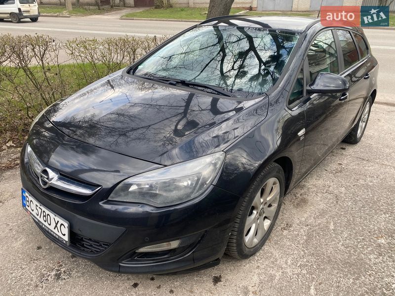 Opel Astra 2012