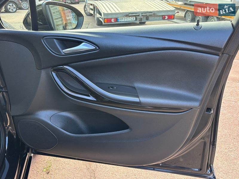 Универсал Opel Astra 2020 в Житомире