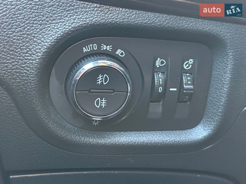 Универсал Opel Astra 2020 в Житомире