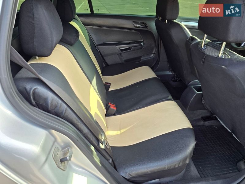 Универсал Opel Astra 2009 в Одессе