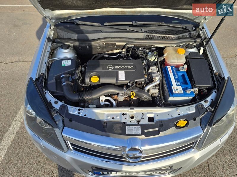 Универсал Opel Astra 2009 в Одессе