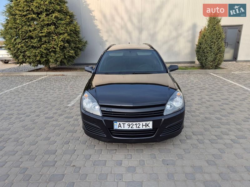 Универсал Opel Astra 2006 в Ивано-Франковске