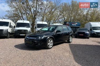 Універсал Opel Astra 2008 в Рівному