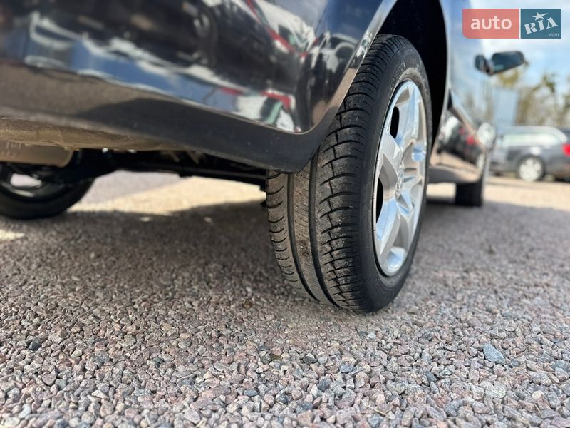 Універсал Opel Astra 2008 в Рівному