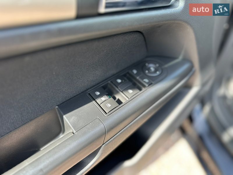 Універсал Opel Astra 2008 в Рівному