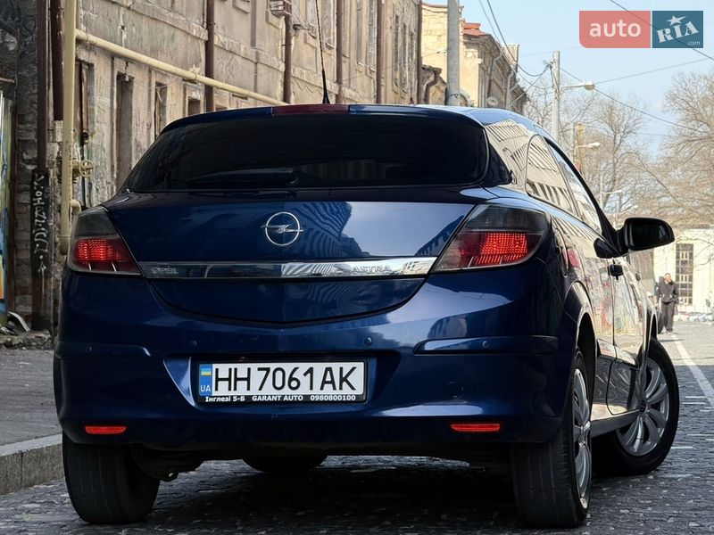 Купе Opel Astra 2008 в Одессе