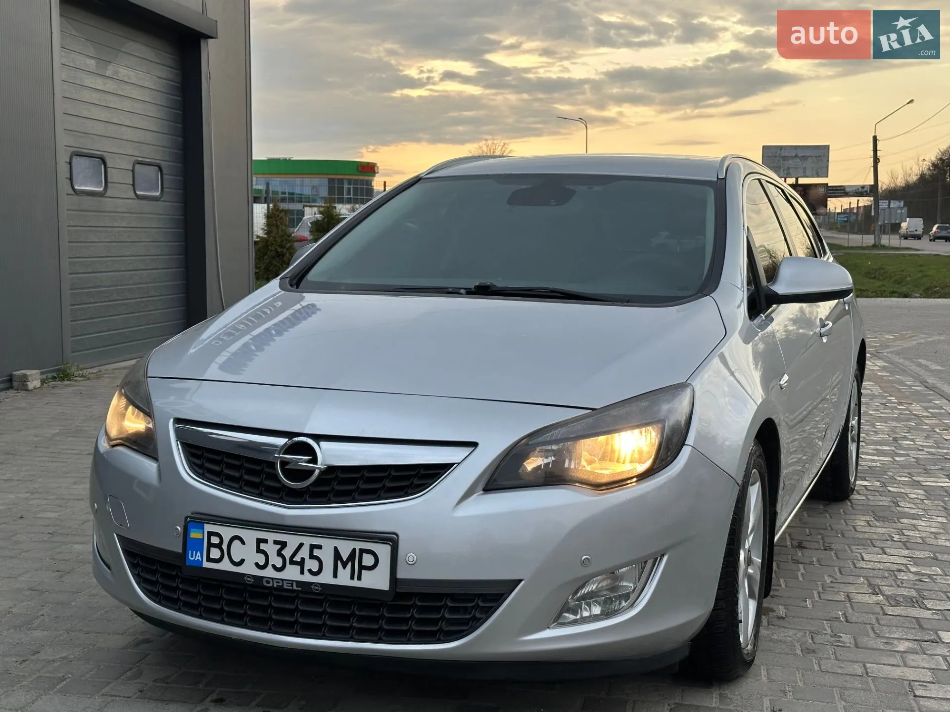 2012 Opel Astra - мініатюра 12
