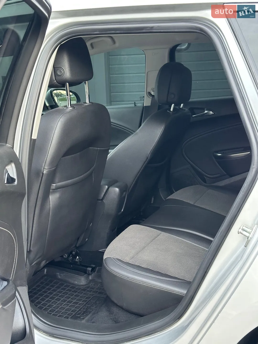 2012 Opel Astra - мініатюра 47
